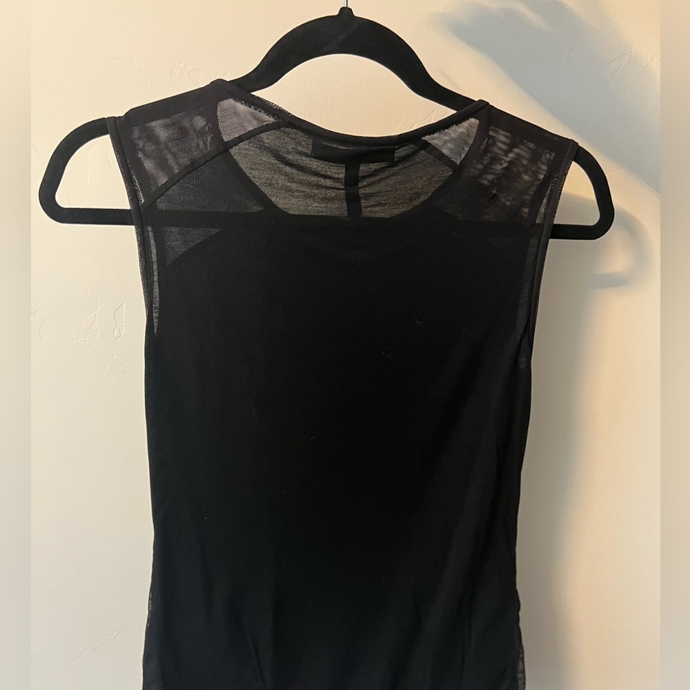 BCBGMAXAZRIA top